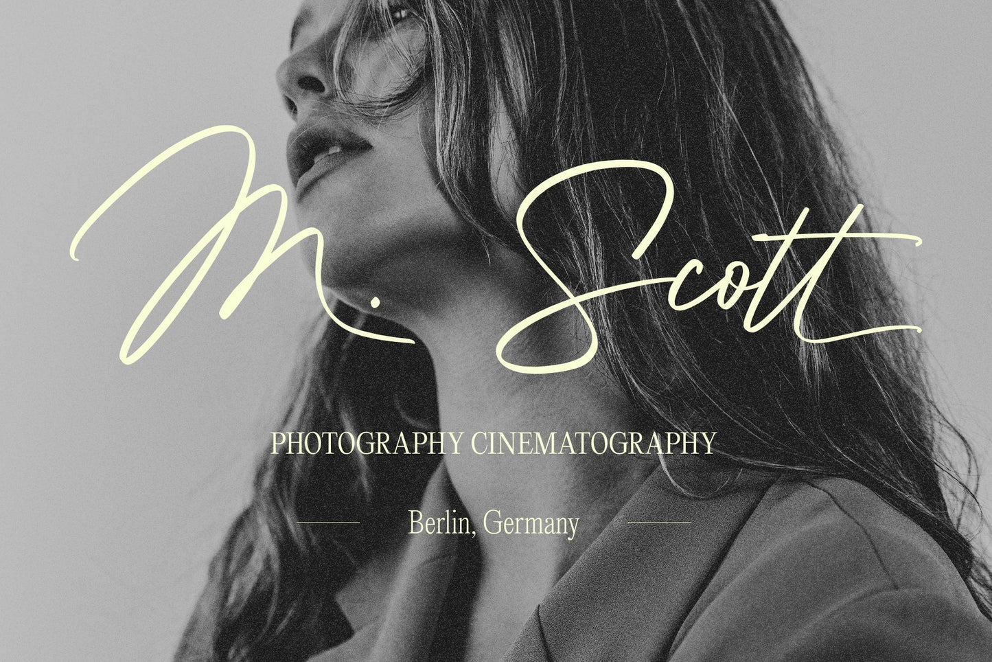 Agatha Bergman // Signature Font