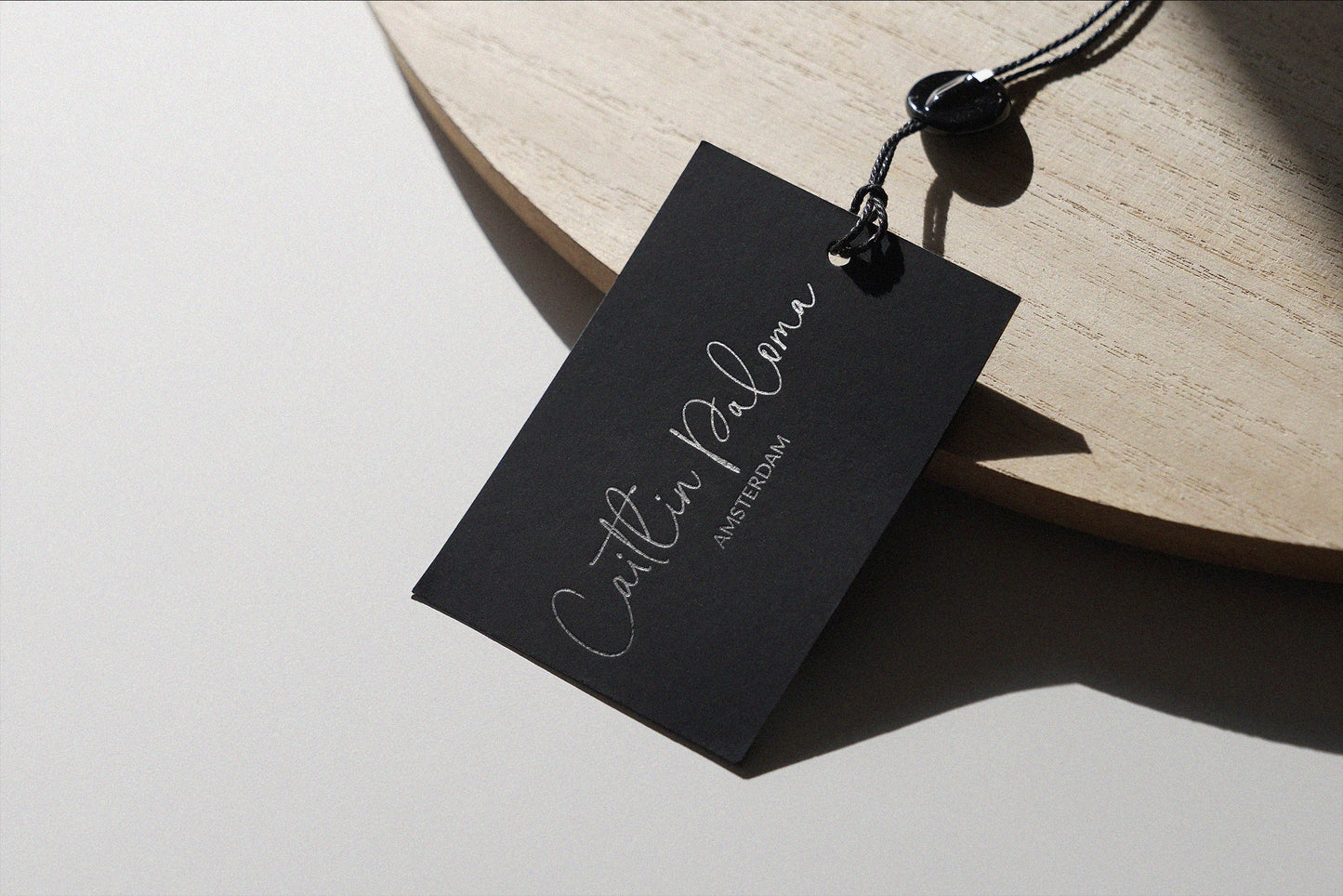 Luxe Atelier //  Modern Script Font